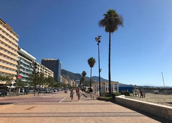 Isaac Peral Con Garage Fuengirola