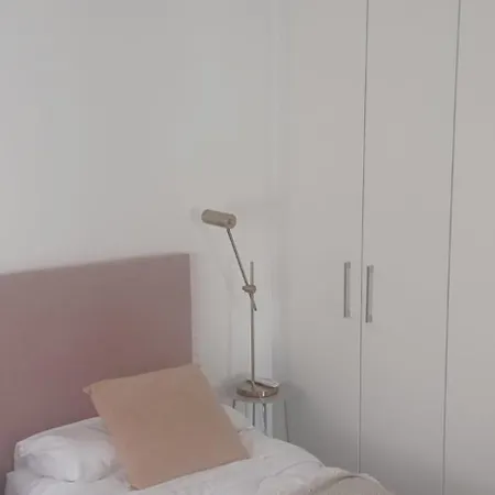 Isaac Peral Con Garage Fuengirola